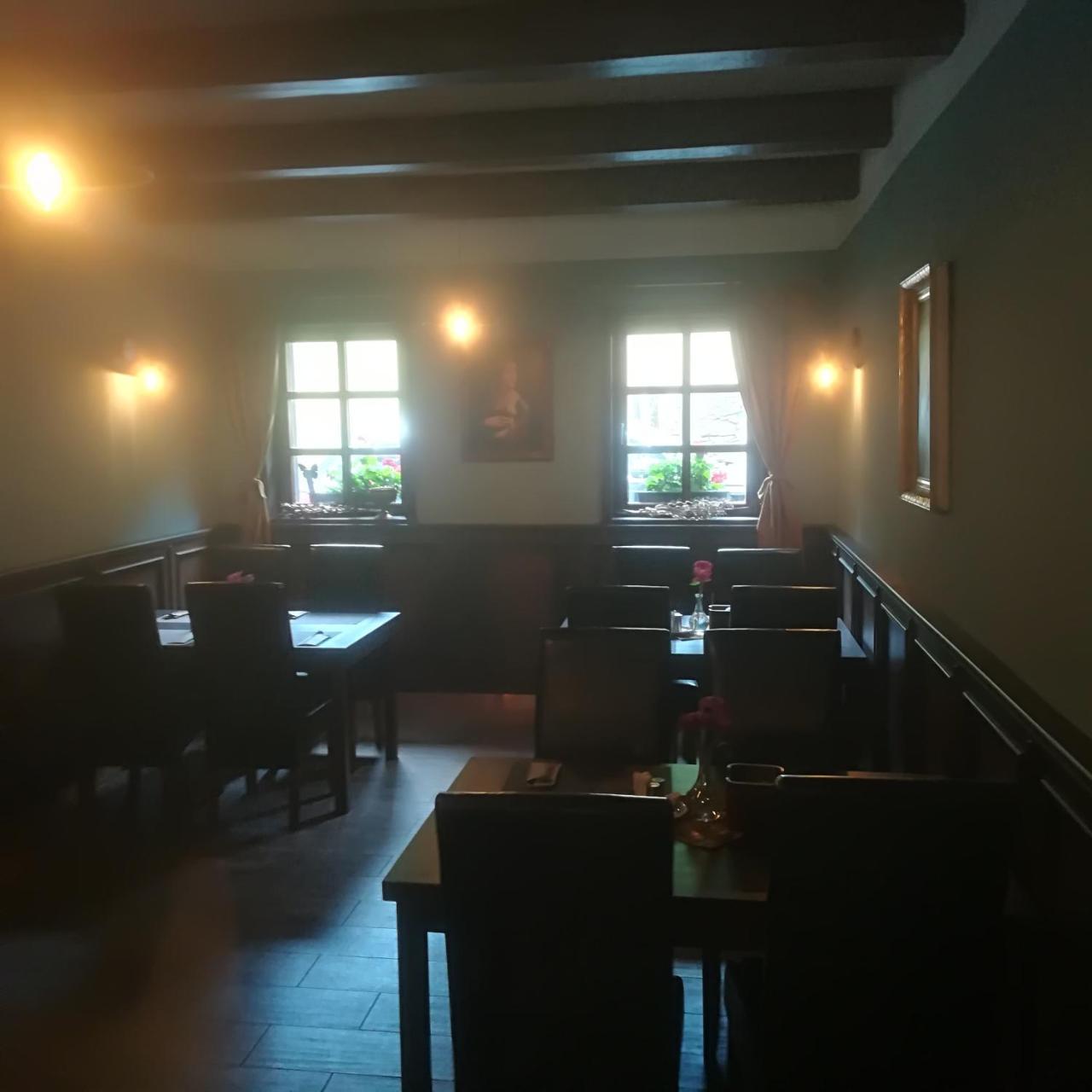 Penzion A Restauracia Hanisberg Krupina 外观 照片
