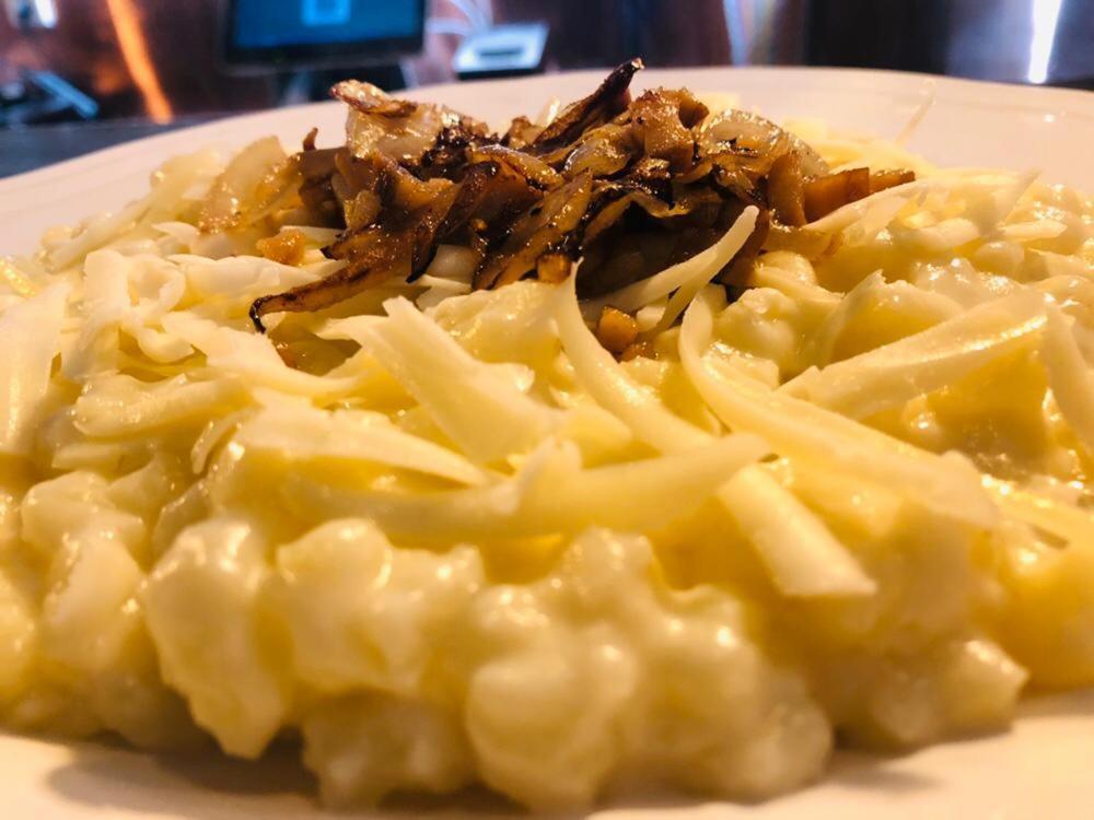 Penzion A Restauracia Hanisberg Krupina 外观 照片