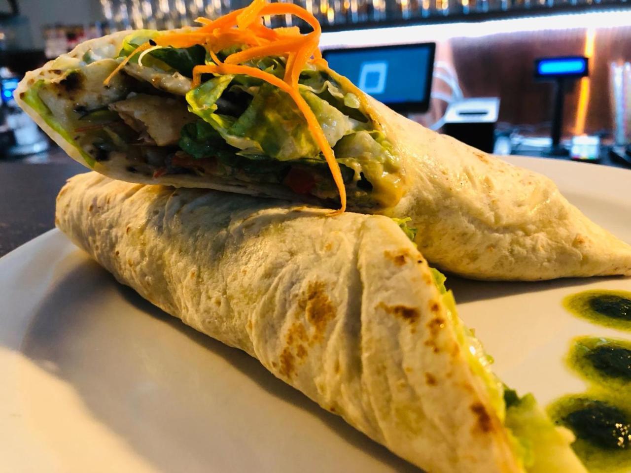 Penzion A Restauracia Hanisberg Krupina 外观 照片