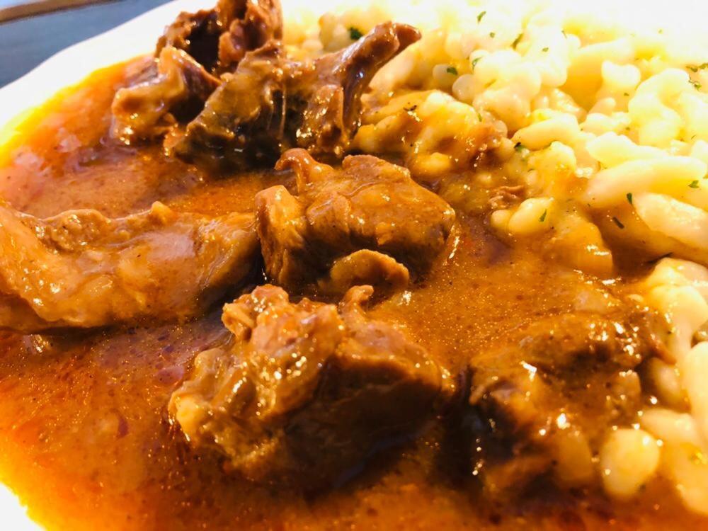 Penzion A Restauracia Hanisberg Krupina 外观 照片