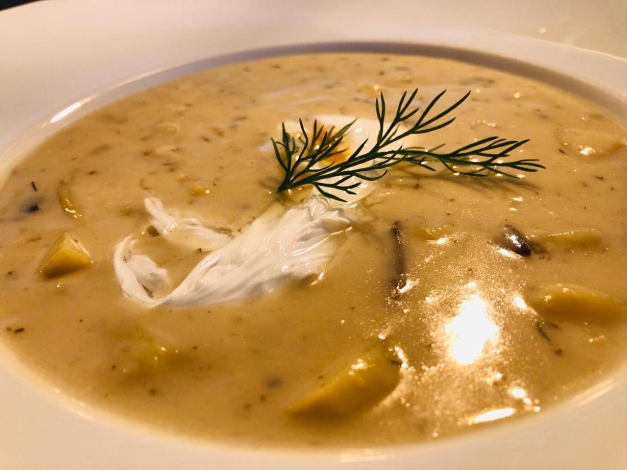 Penzion A Restauracia Hanisberg Krupina 外观 照片