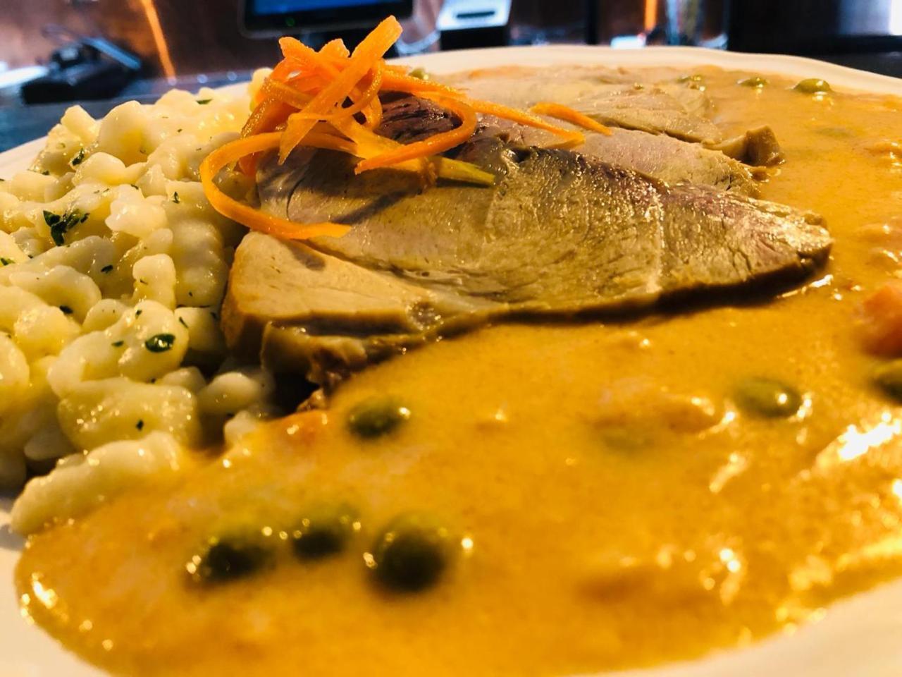 Penzion A Restauracia Hanisberg Krupina 外观 照片